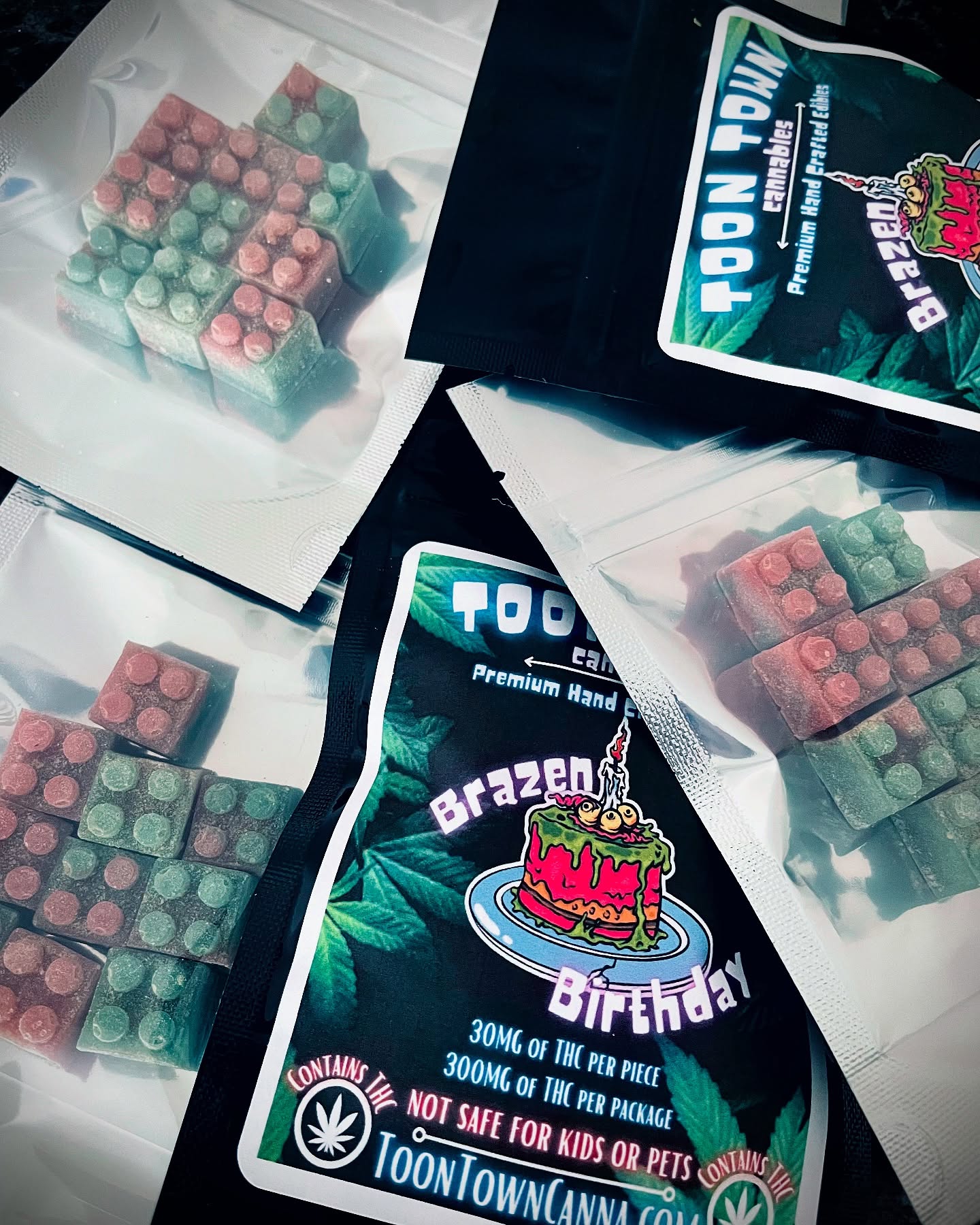 300MG House Gummies - THC Hybrid