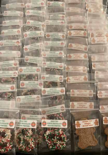 Merry Kushmas Adventure Calendars